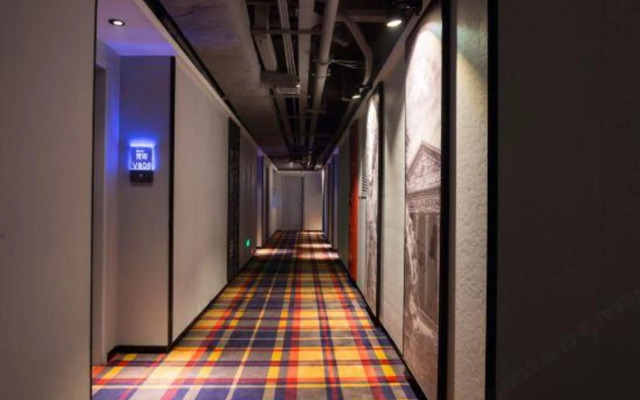 VanFeel Hotel (Dongguan Changping Railway Park)