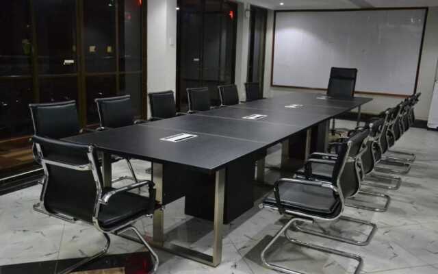 Joventure Hotel