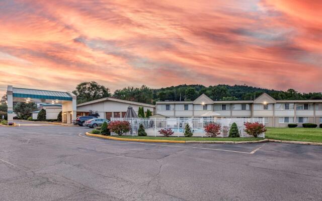 Quality Inn & Suites Vestal Binghamton near University