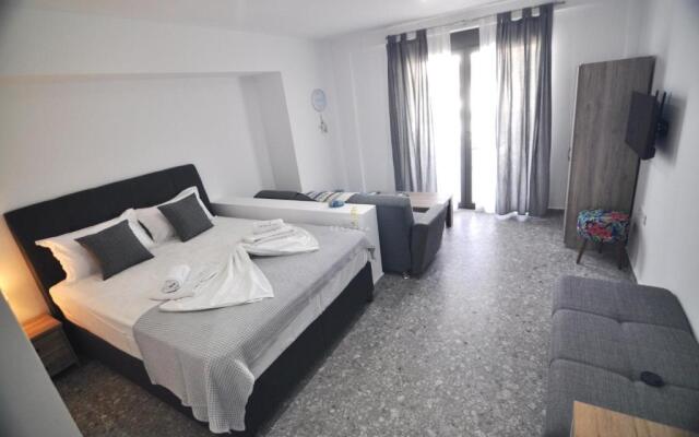 Zennova  Sirene Luxury Studios