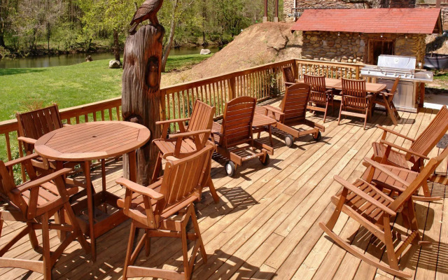 Appleview River Resort