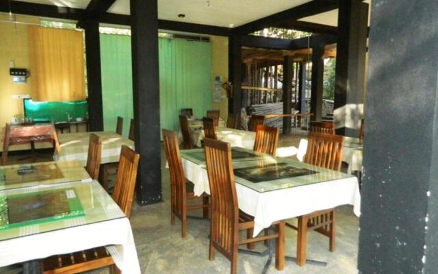 Birds Paradise Hotel