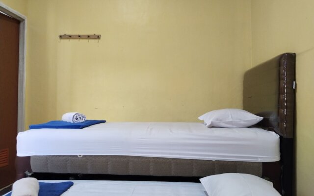 Risqia Homestay Syariah by Cocotel