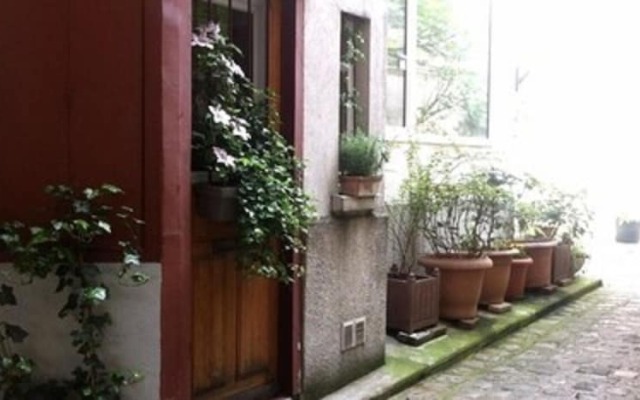 Urban Chic Montmartre Loft