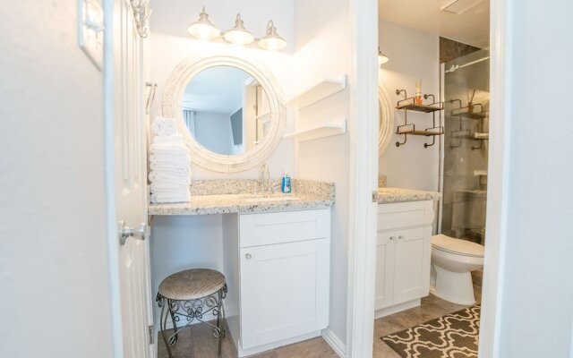 Seawall Escape - 2 Br Home