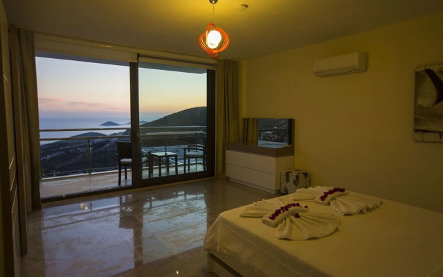 Villa Merak by Akdenizvillam