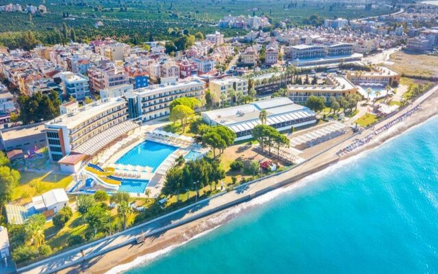 Grand Sahins Gumuldur Resort