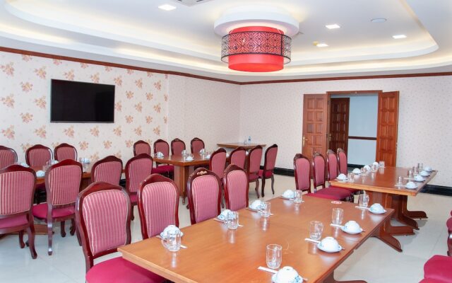 7S Hotel Pleiku & Em