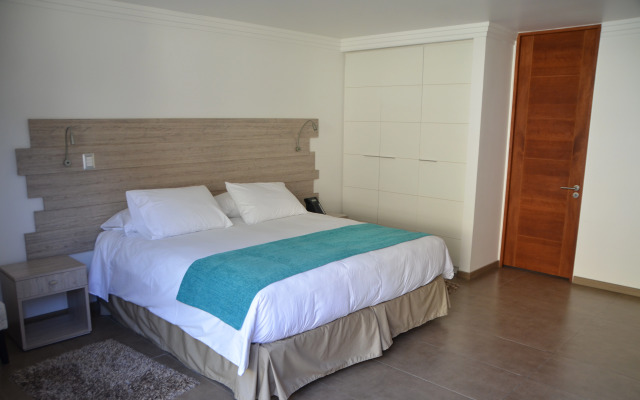 Hotel Mae