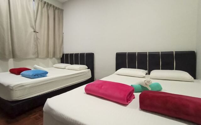 OYO HOME 90261 Hom2rex Kuching Homestay