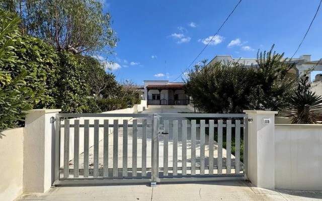 Villetta Marilena Sleeps 7 Torre Suda