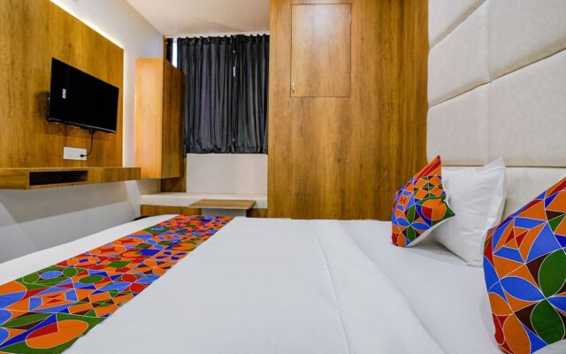 Fabhotel Western Inn