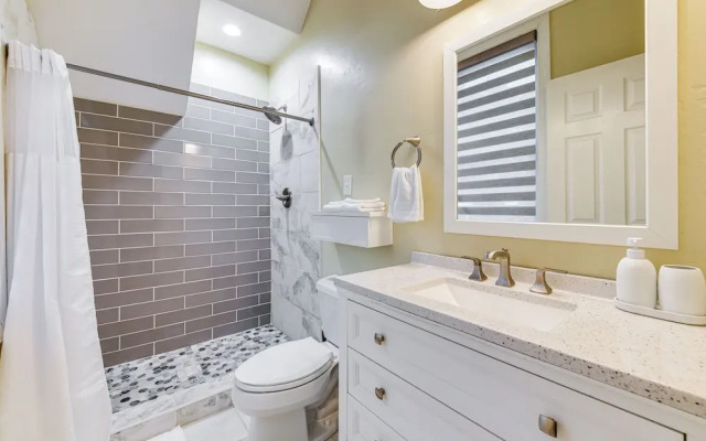 Renovated Richmond Townhome in Church Hill!