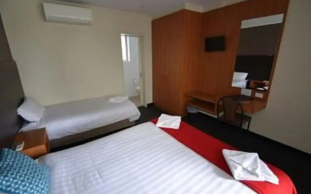 Heathcote Hotel