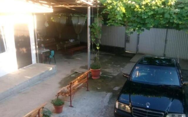 Betti Guest House