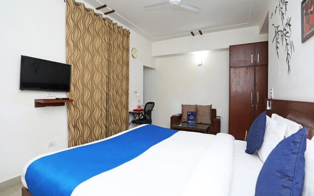 Kumars Hotel by OYO Rooms