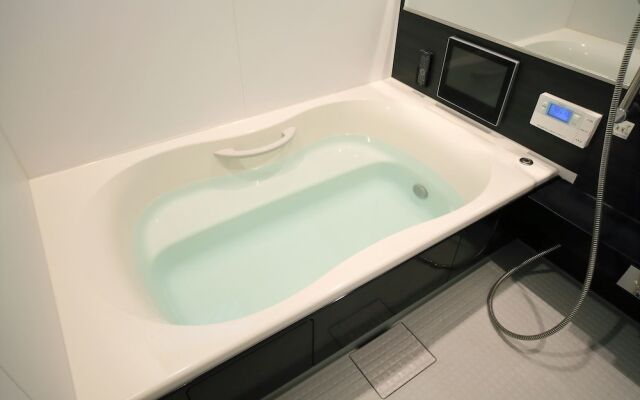 Neyagawa Station House