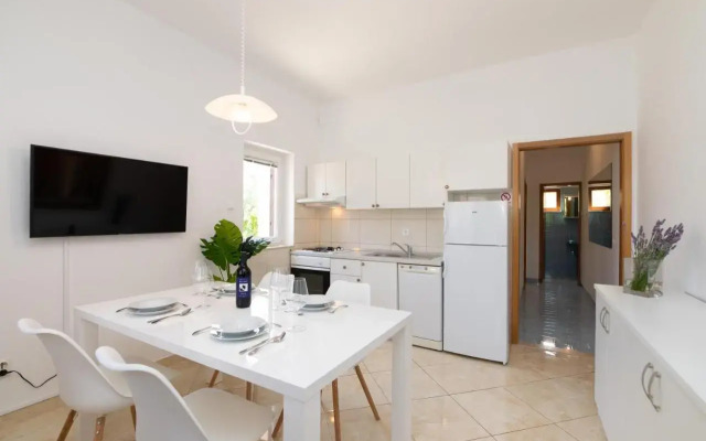 Apartments4You Supetar