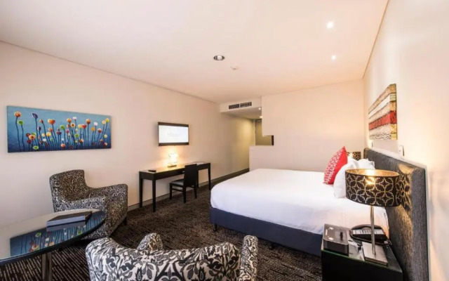 Calamvale Suites and Conference Centre