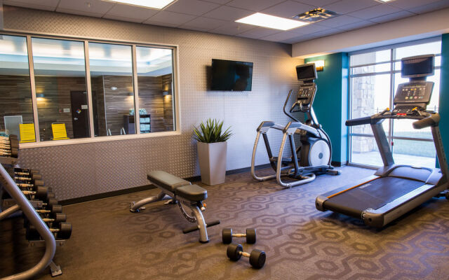 Fairfield Inn & Suites Lincoln Southeast