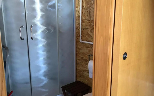 Nature and atractive house boat