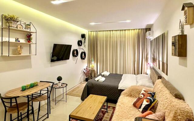 AMAZING SEA VIEW Luxury Orbi Residence!