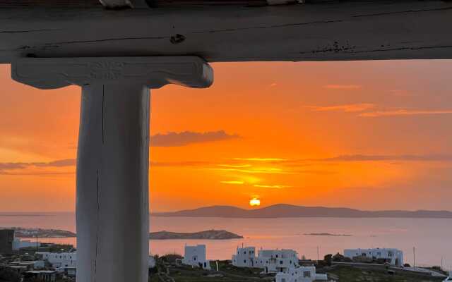 Nomia Sunset Suites Mykonos