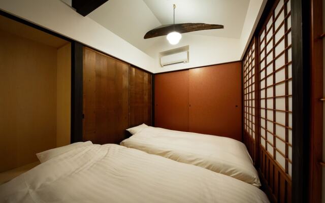 HANARE KYOTO Yasaka Mokusei-an