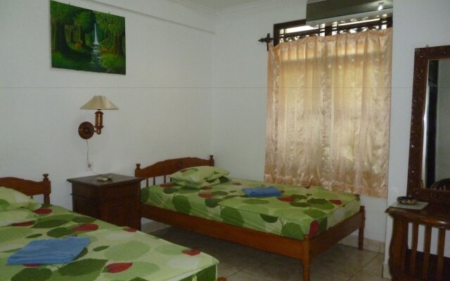 Pondok Santhi Homestay