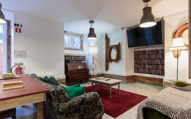 The Indy House - Rooms and Apartments