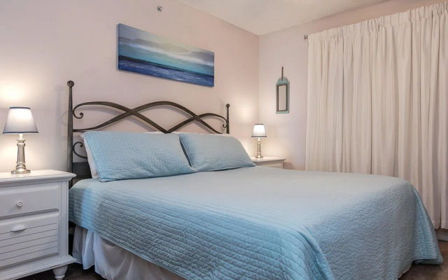 Royal Palms Condos