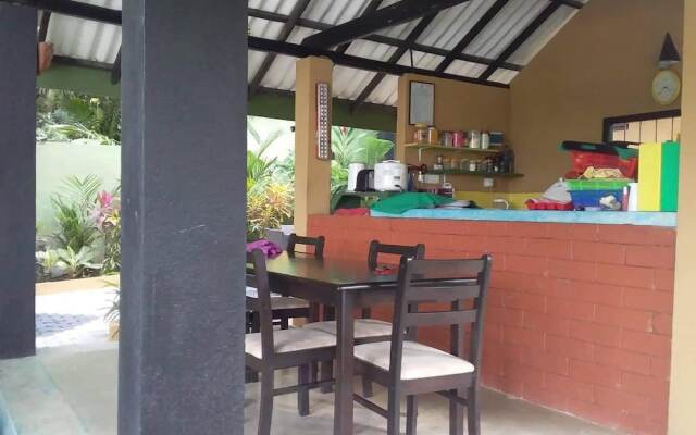 Randoni Villa