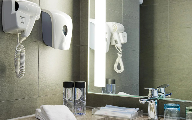 Holiday Inn Express Hong Kong Mongkok by IHG