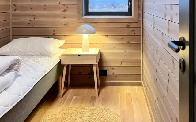 6 Person Holiday Home in Averoya