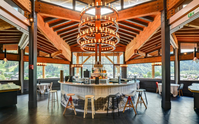 Alpina Eclectic Hotel