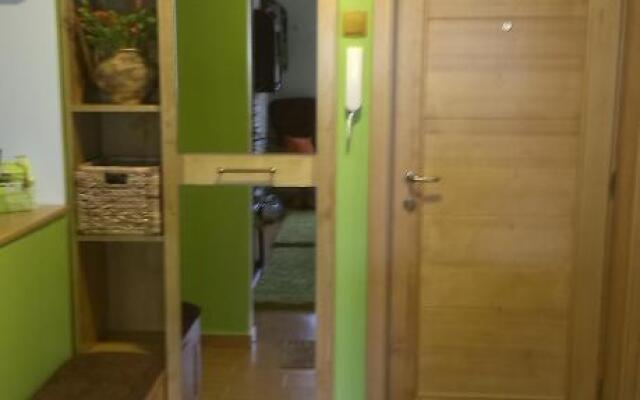 Green Apartment