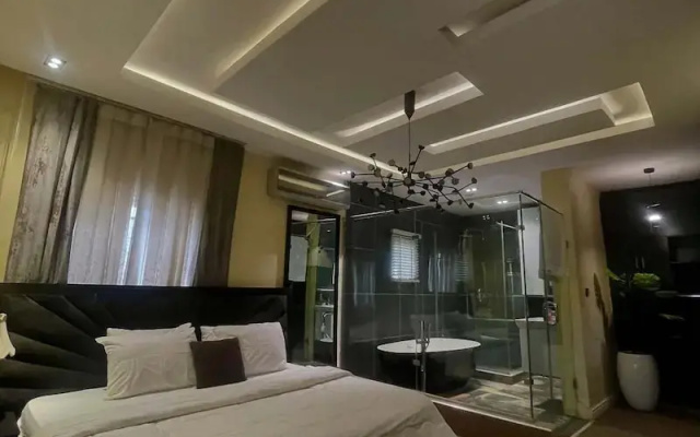 Reign Luxury Apartment