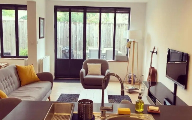 Nono’s Cocoon House