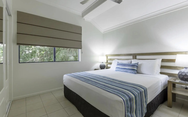 Meridian Port Douglas - Adults only