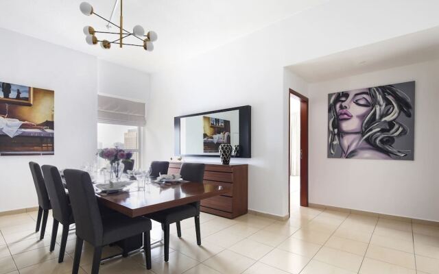 Splendid & Elegant 4BR in JBR - Sleeps 8!