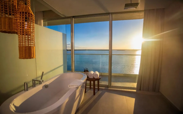 Hyatt Vivid Grand Island Cancun Adults Only All-Inclusive