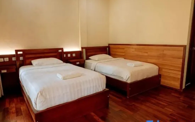 Spring Hill Hotel Ruteng