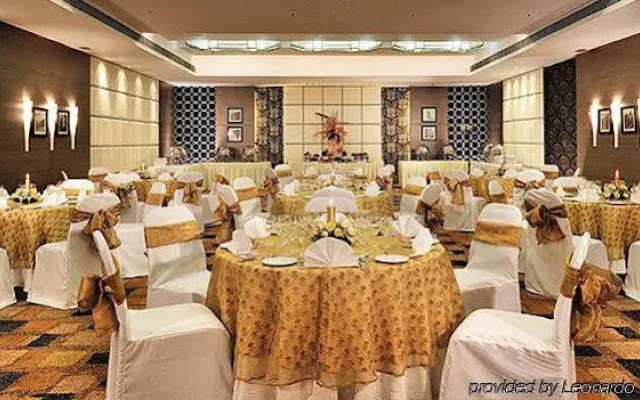 Goroomgo Amit Guest House Tagore Park