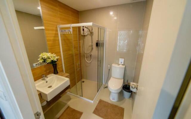 3BRs Townhouse near BigCCentre/Int.School