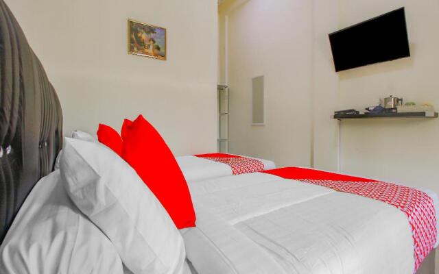 OYO 90063 Silver Homestay Syariah