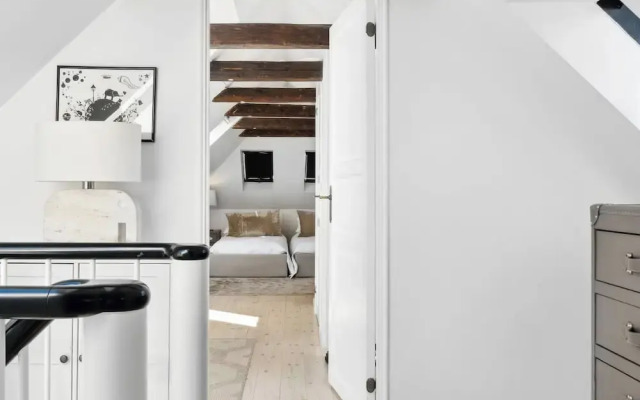 Sanders Swan - Marvellous Villa Close to the Center of Copenhagen