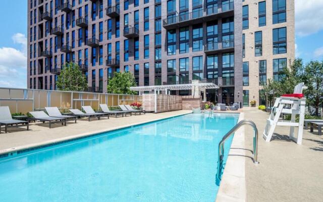 Global Luxury Suites at Reston Town Center