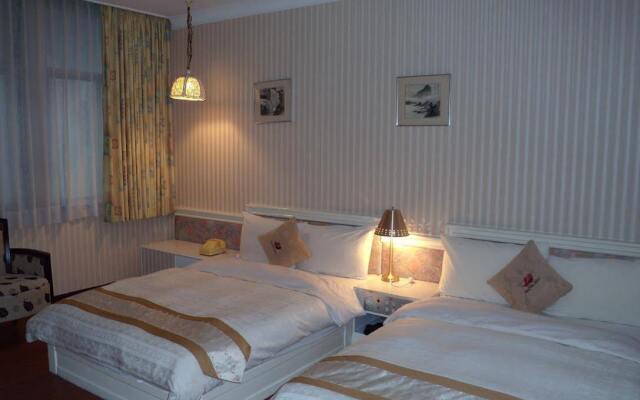 Hotel Chung Shan