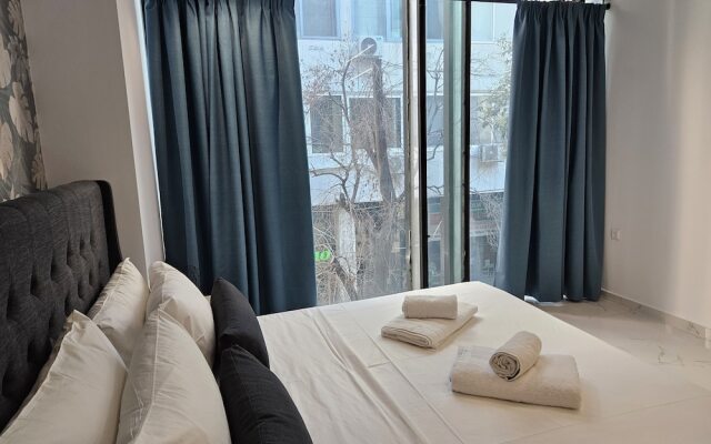 Nikis 20 Suites