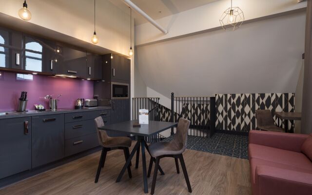 Roomzzz Manchester Victoria